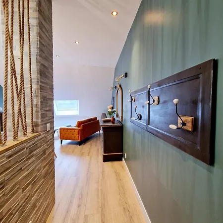 Le Colombier Apartment *